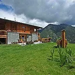 Hotel apartamentowy Gresil 4*