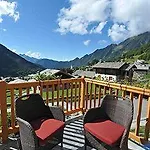 Hotel apartamentowy Gresil